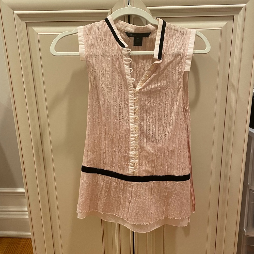 MARC JACOBS Pink Frill Top 💕